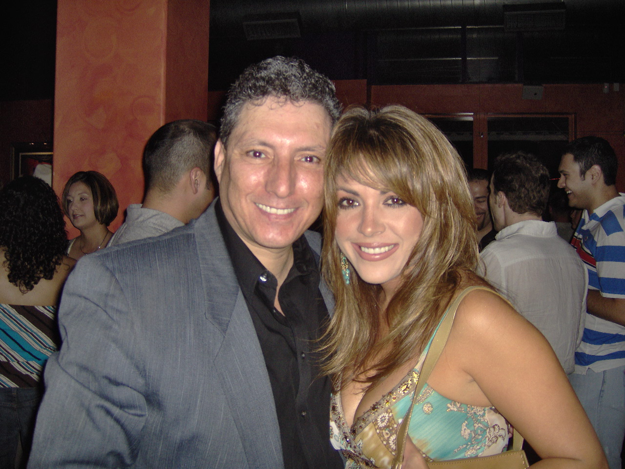 08.09-11.06bazandanceclassazuca005.jpg